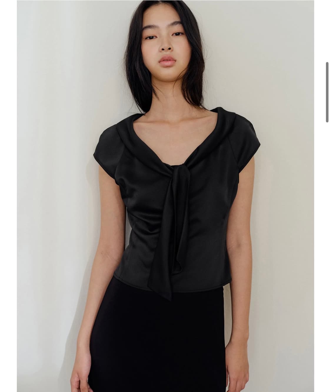 킨더살몬 Valois Bowtie Top Black - 1 size 상품이미지2