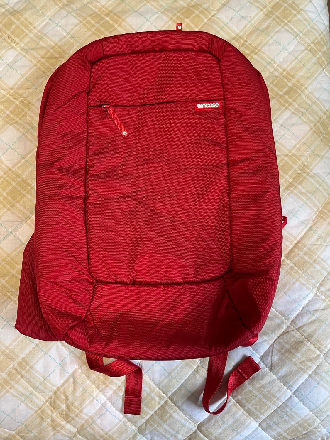 인케이스 백팩 레드 상품이미지1