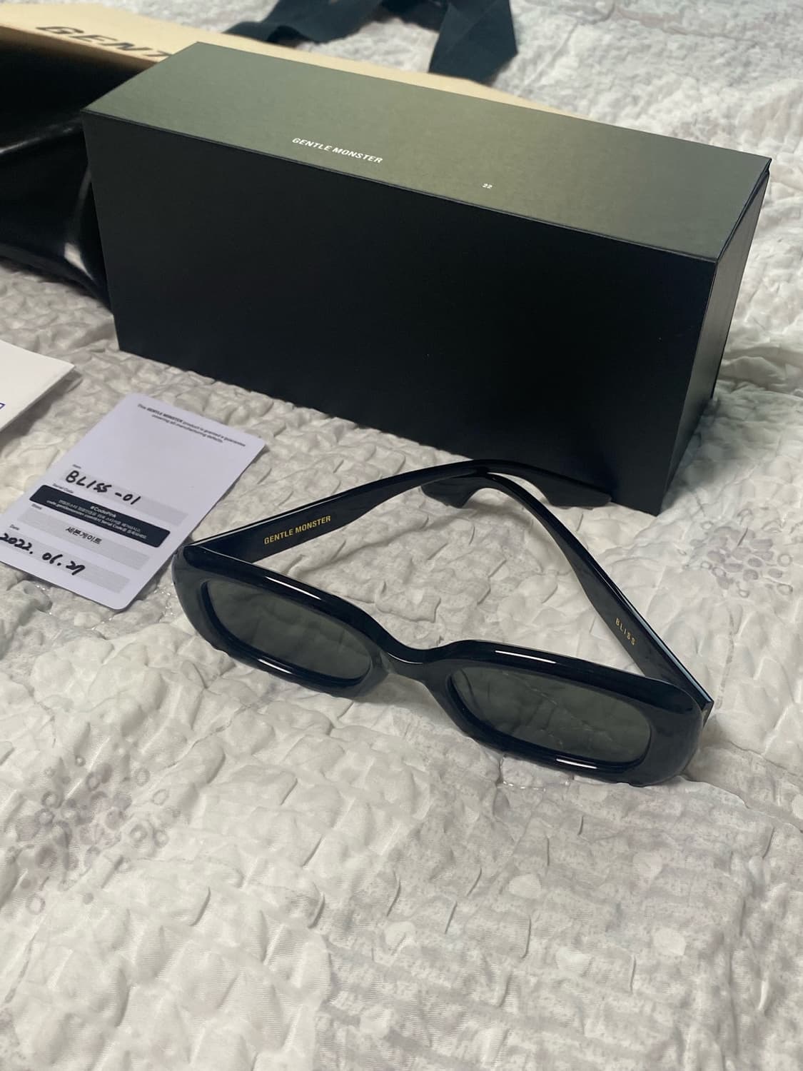 젠틀몬스터 블리스 01 블랙 상품이미지1