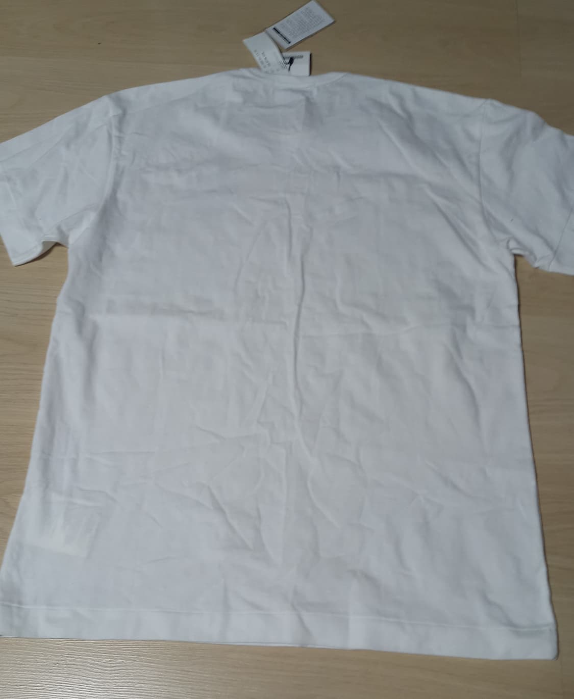 백화점 정품 꼼데가르송 CDG 반팔티 XXL 새상품 상품이미지5