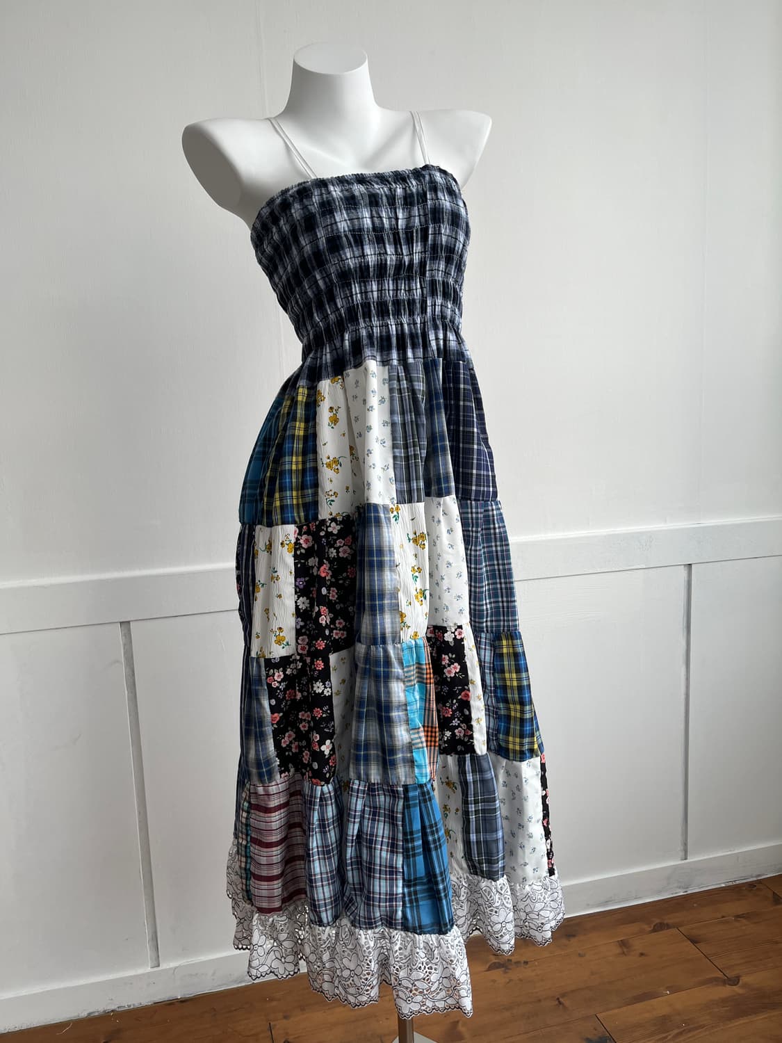 블루 체크 패치 롱 원피스 상품이미지1