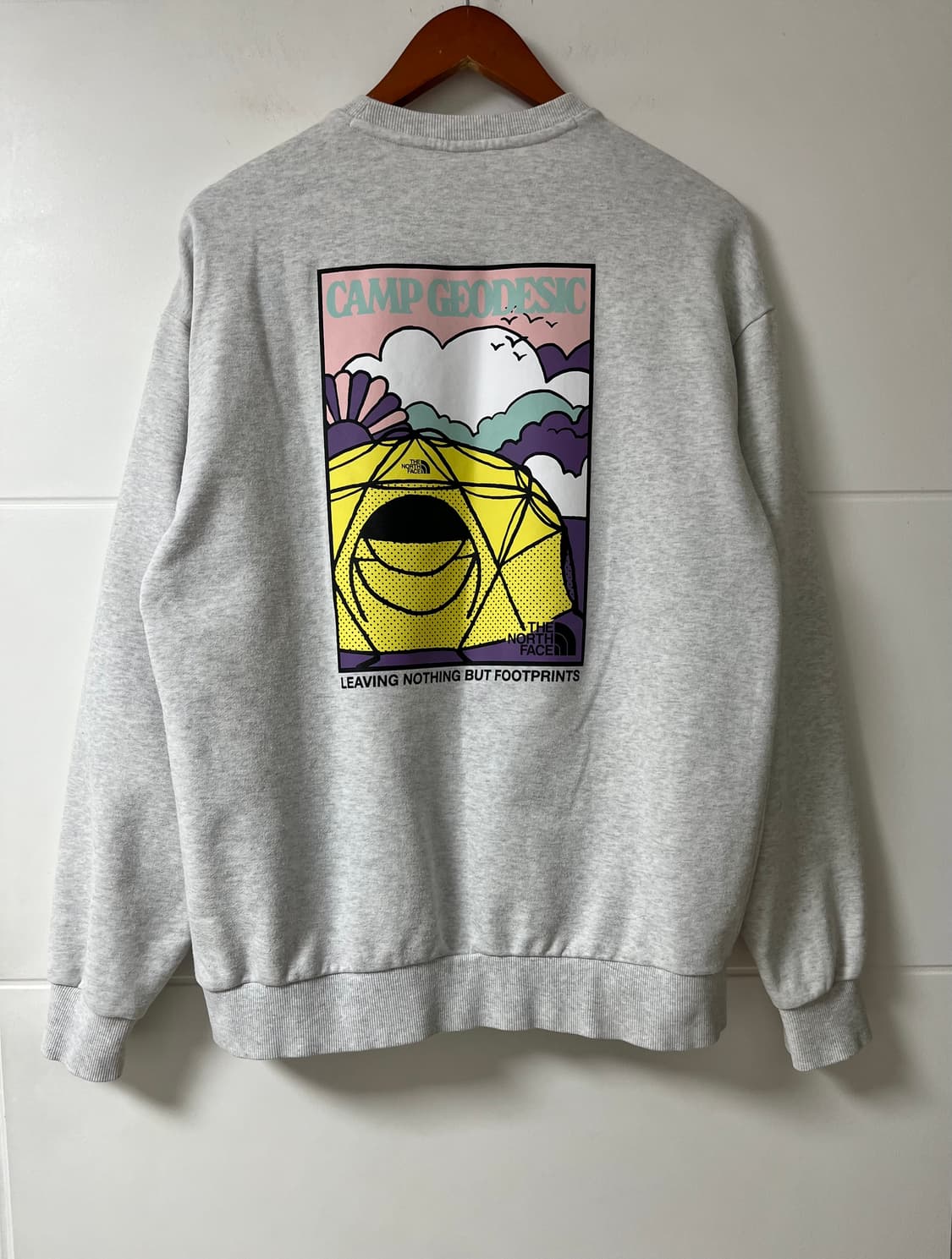 노스페이스 맨투맨 상품이미지1