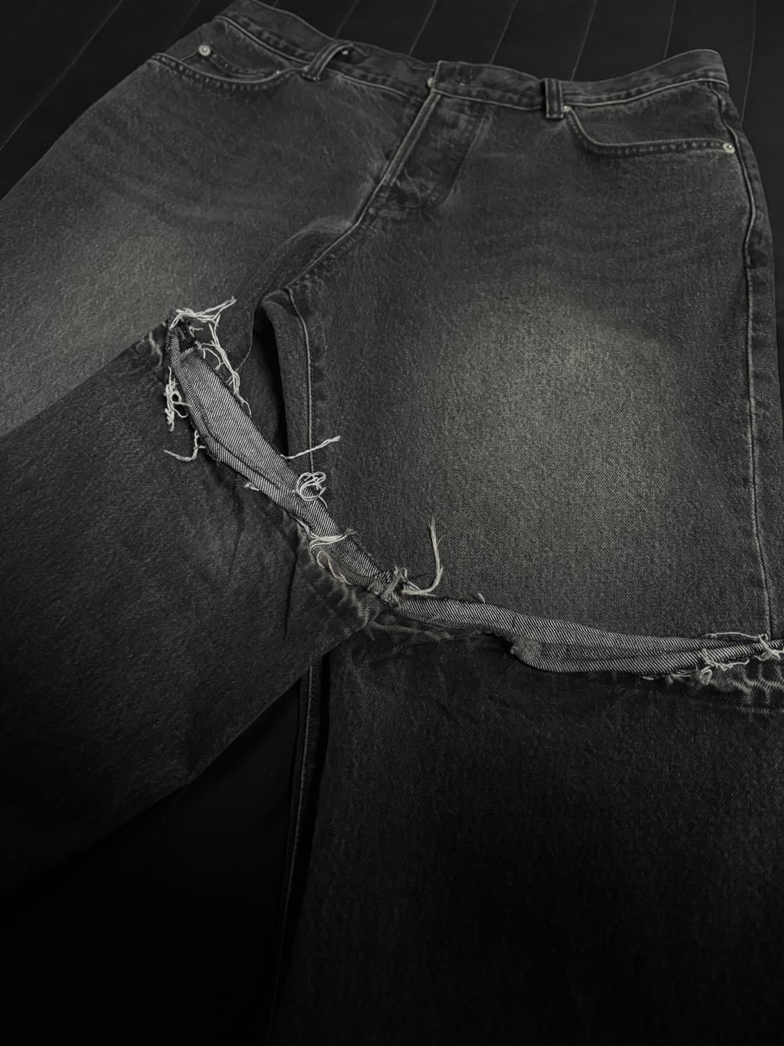 innir 252 relaxed flare denim used black 상품이미지3