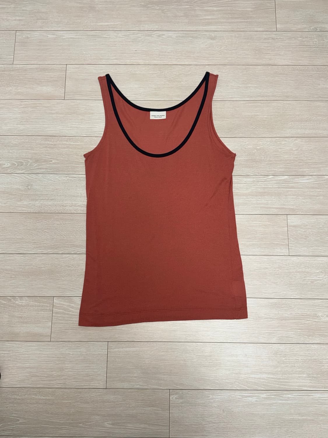 드리스 반 노튼 슬리브리스 상품이미지2