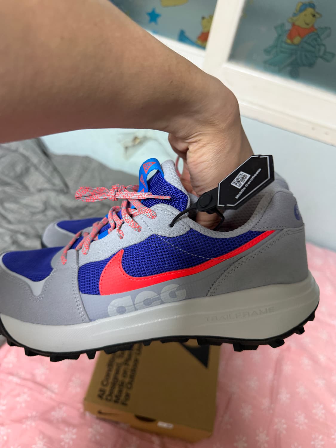 나이키 acg 로우케이트 울프그레이 브라이튼앤크림슨 270사이즈 새상품  상품이미지5