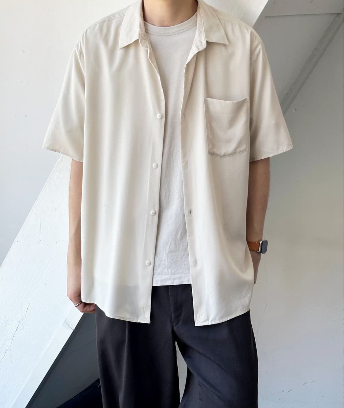 Silky touch fabric loose H/S shirt 상품이미지7