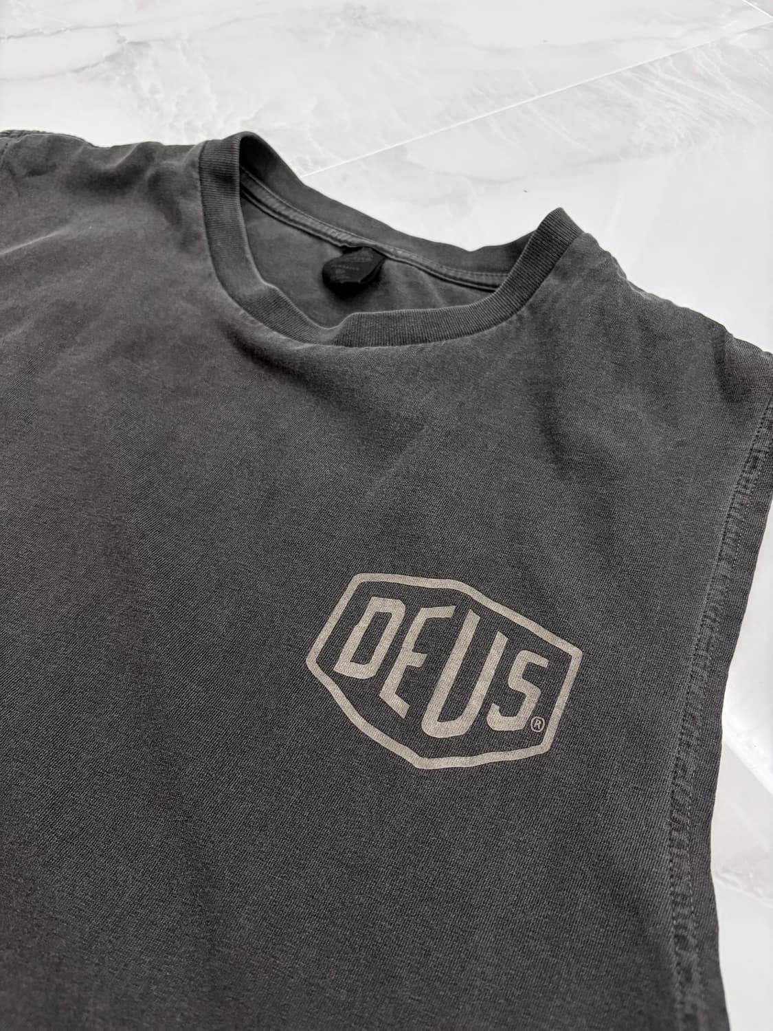 데우스 슬리브리스 상품이미지1