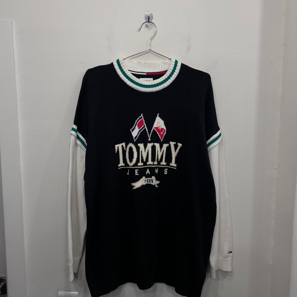 타미 진스 빈티지 배색 빅로고 오버핏 니트 상품이미지2