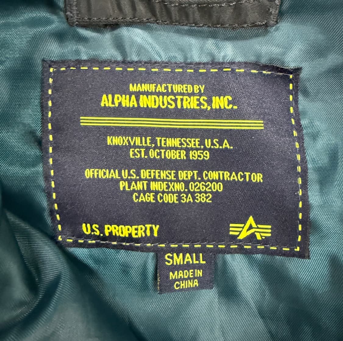 알파인더스트리 스탠실 봄버자켓(짧은 기장) 상품이미지4