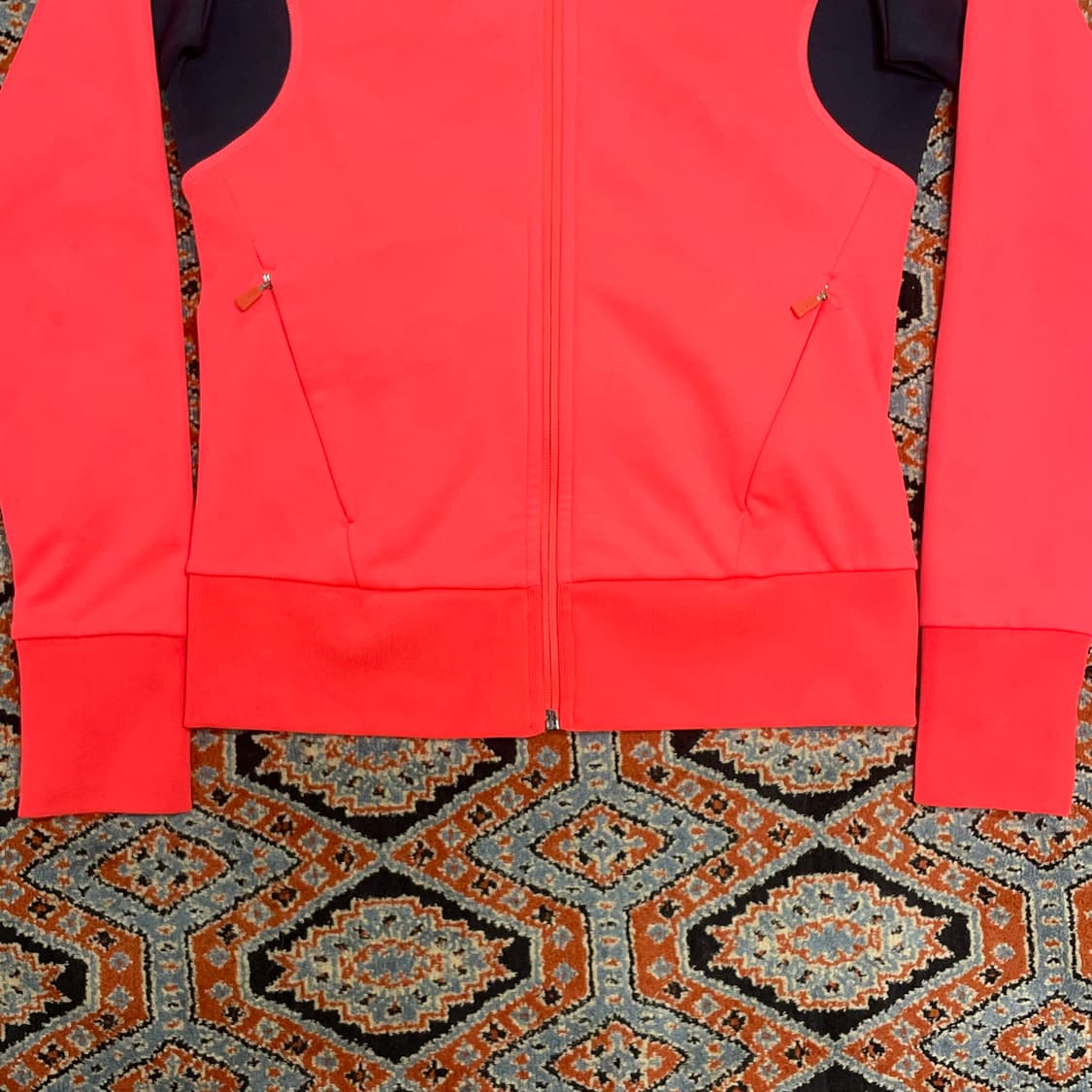 데상트 형광핑크 테크팩 기모 후드집업 여성S 상품이미지3