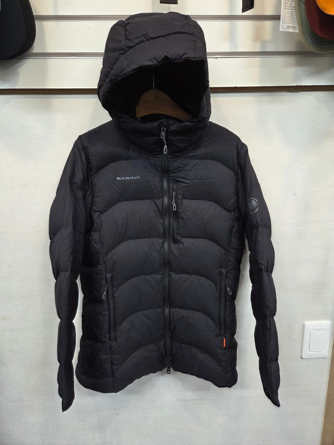 마무트 투웨이 퍼텍스 750 다운필 구스다운 패딩 s 상품이미지1