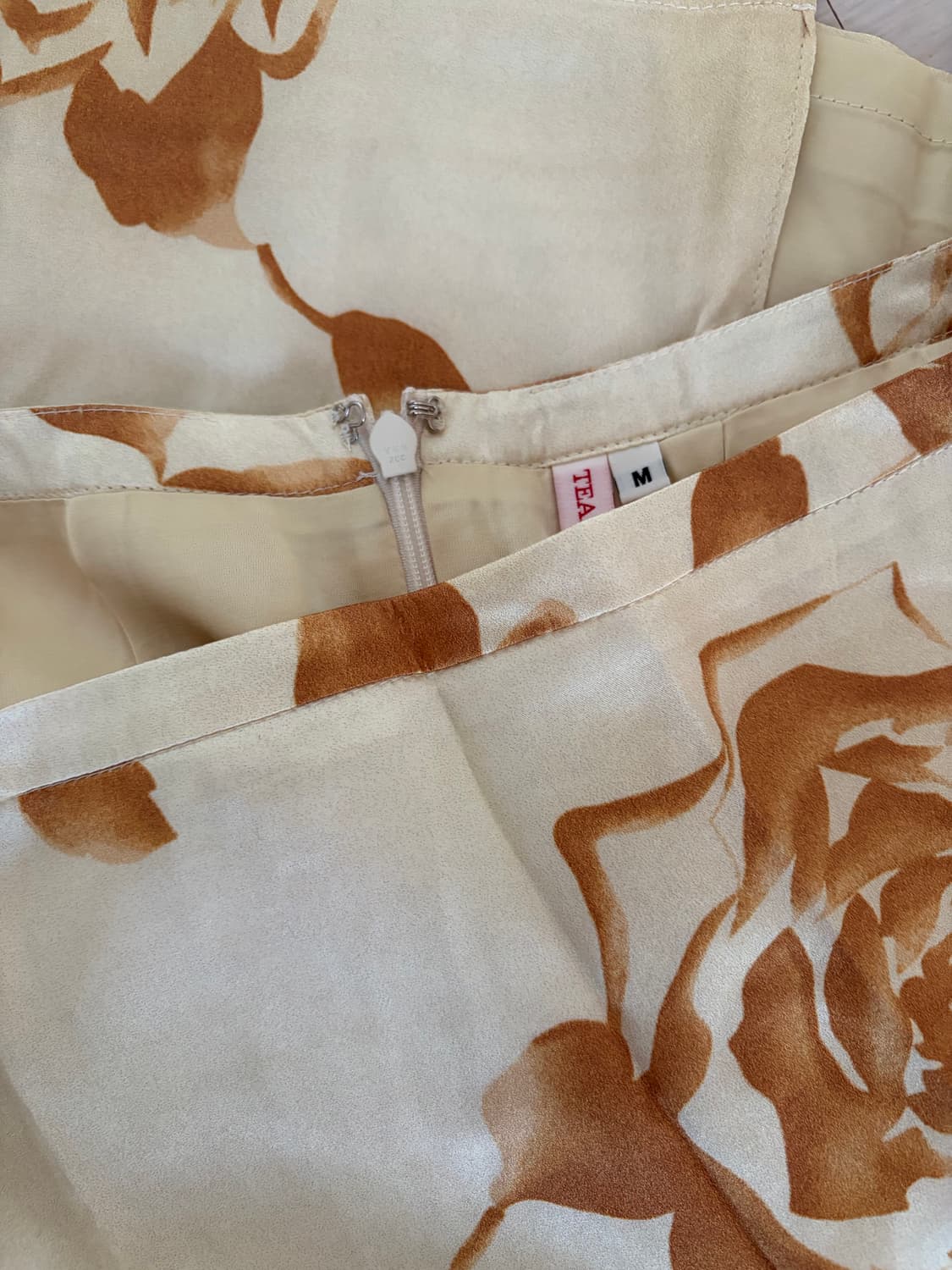 티크 ROSE SILK LONG SKIRT 상품이미지5