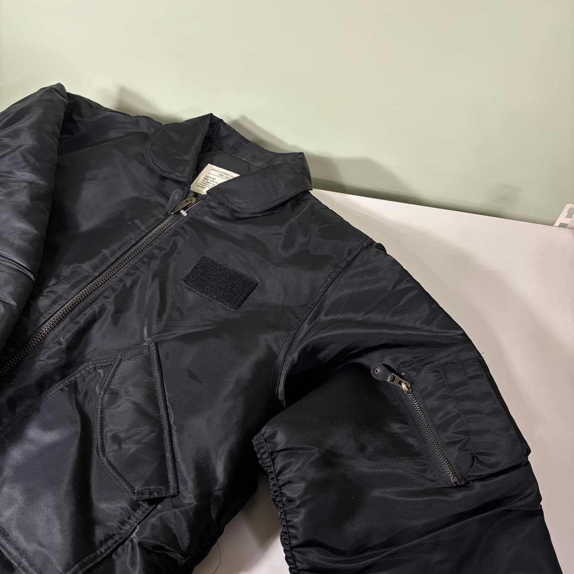 L-XL 알파인더스트리 블랙 오버핏 CWU 항공점퍼 상품이미지2