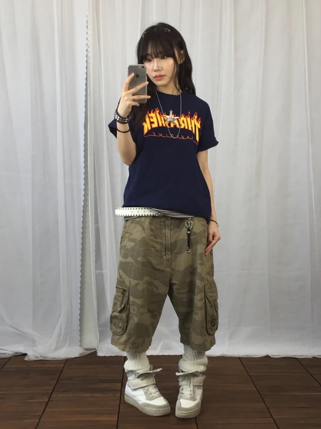 Thrasher Flame Logo Navy Tee 상품이미지1