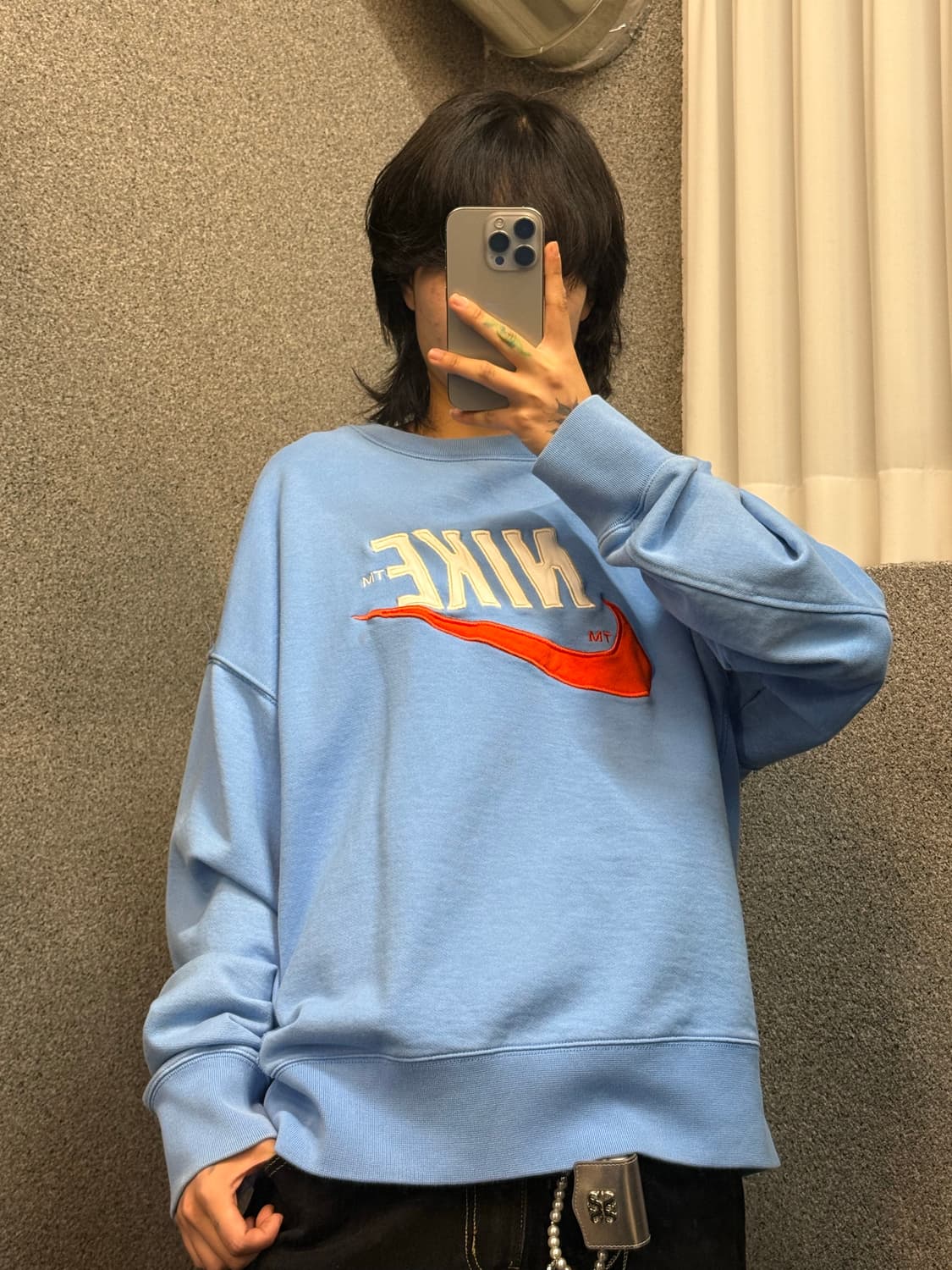 Nike embroidered sweatshirt 상품이미지1