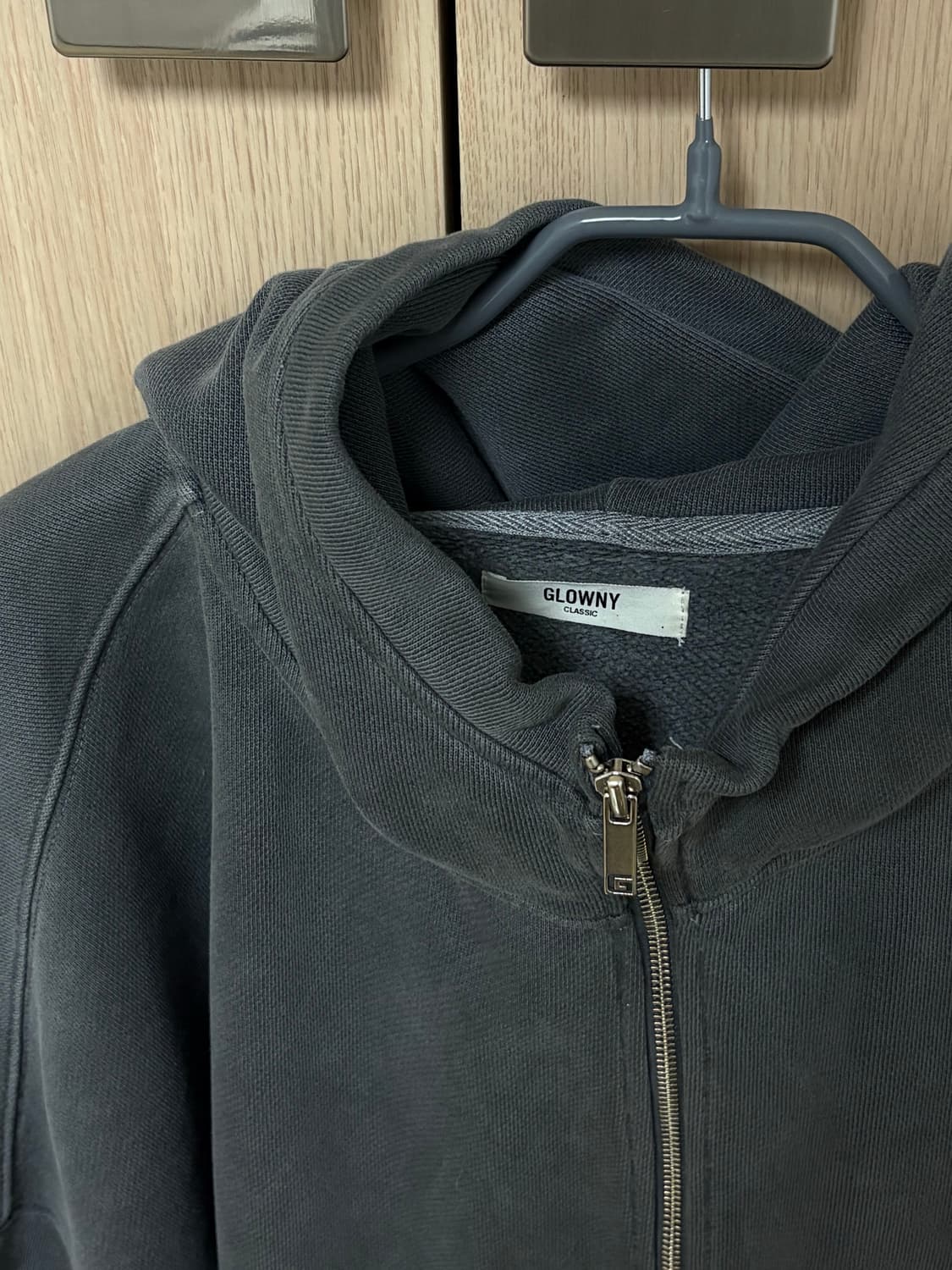글로니 클래식 워시드 후드집업 차콜 상품이미지3