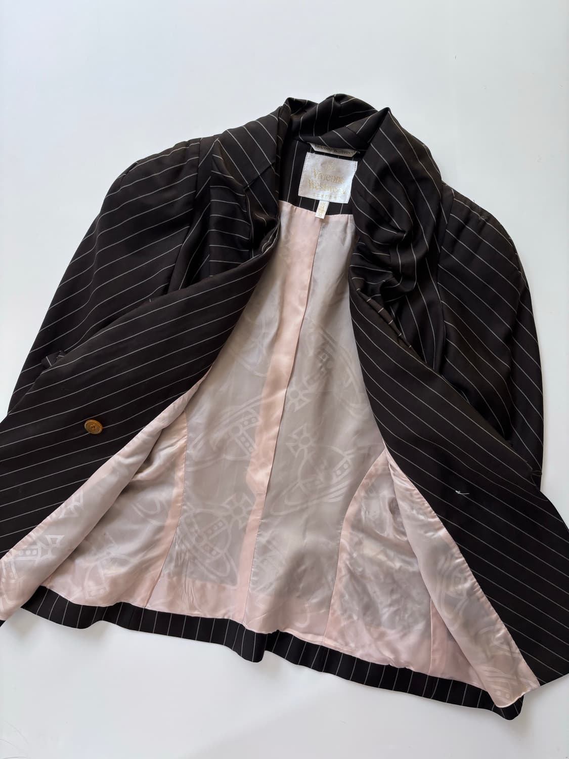 비비안웨스트우드 브라운 스트라이프 프릴 블레이저  상품이미지7