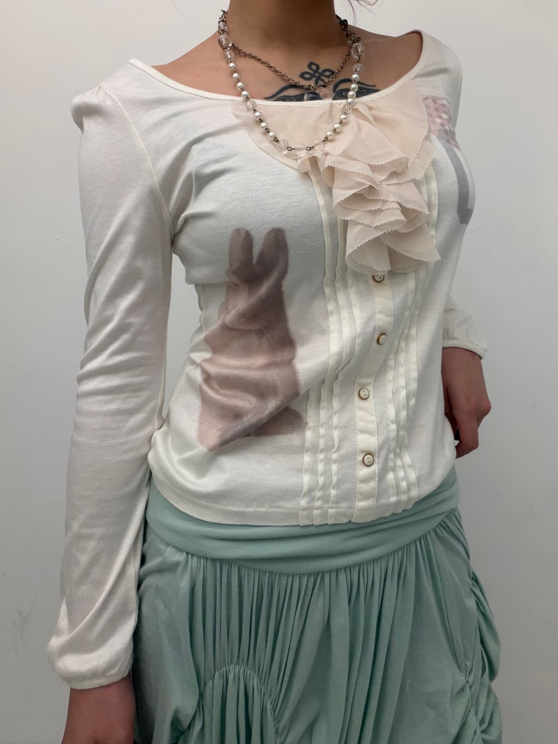 토끼 프린팅 프릴 긴팔티 상품이미지3