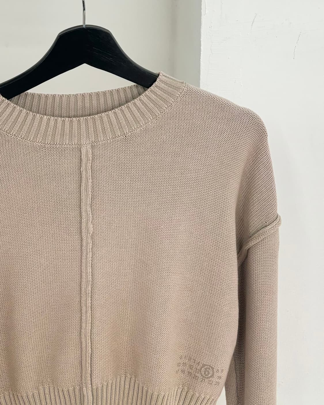 엠엠식스 컷아웃 니트 스웨터 상품이미지4