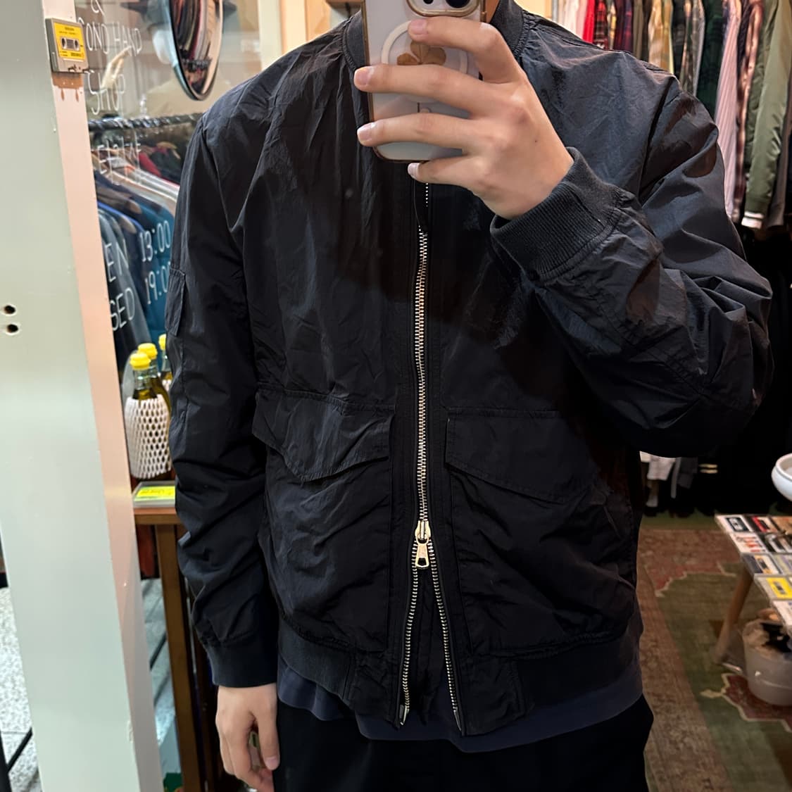 아워레가시 15ss 블랙 웨이브 패치 포켓 봄버 자켓 (50) 상품이미지3