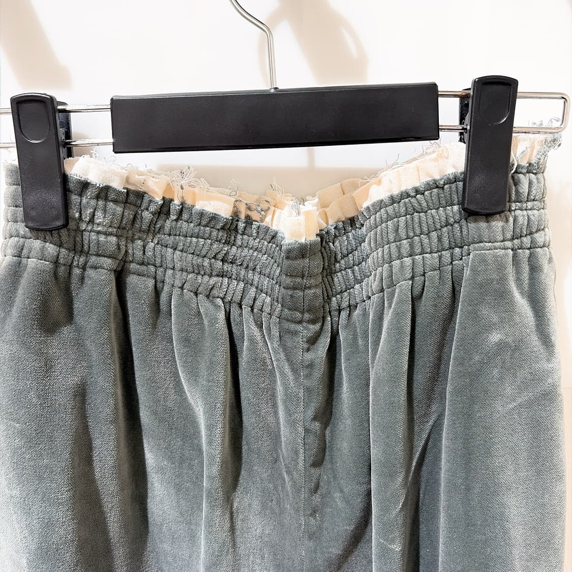 (정품/새상품) 카미엘 포트젠스 남성 파이핑 벨벳 스웻팬츠  상품이미지5