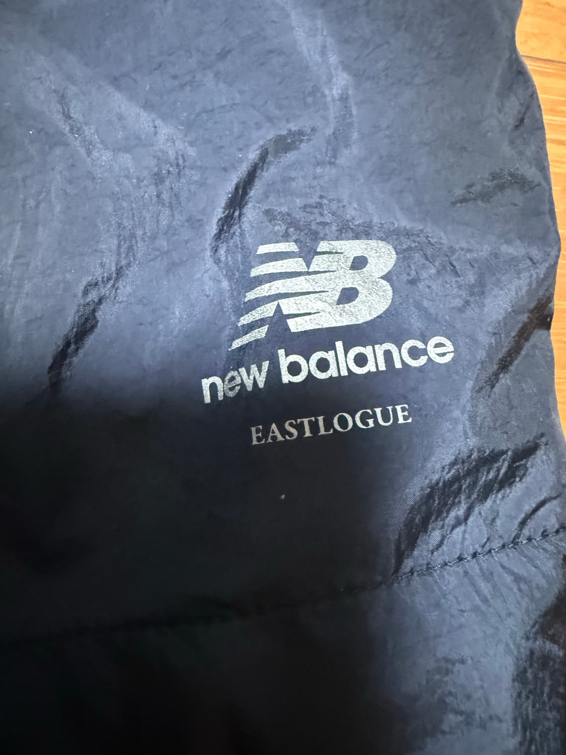 뉴발란스x이스트로그 바람막이 상품이미지2