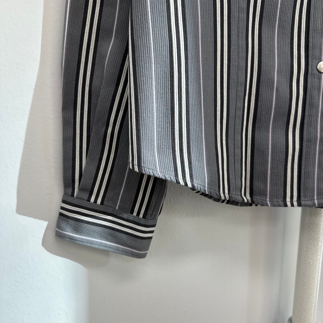 버버리 스냅버튼 스트라이프 셔츠 상품이미지3