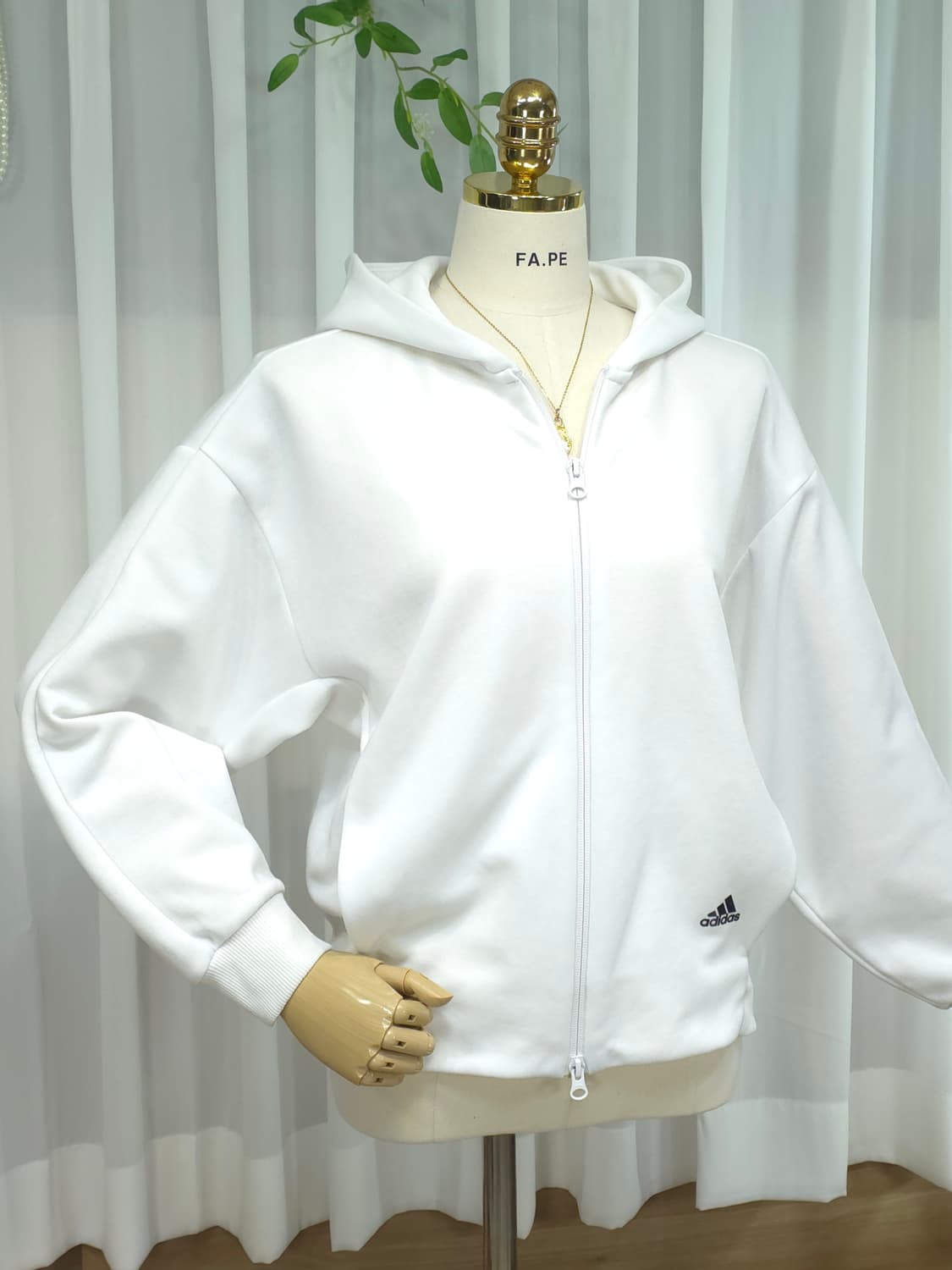 아디다스 상품이미지8