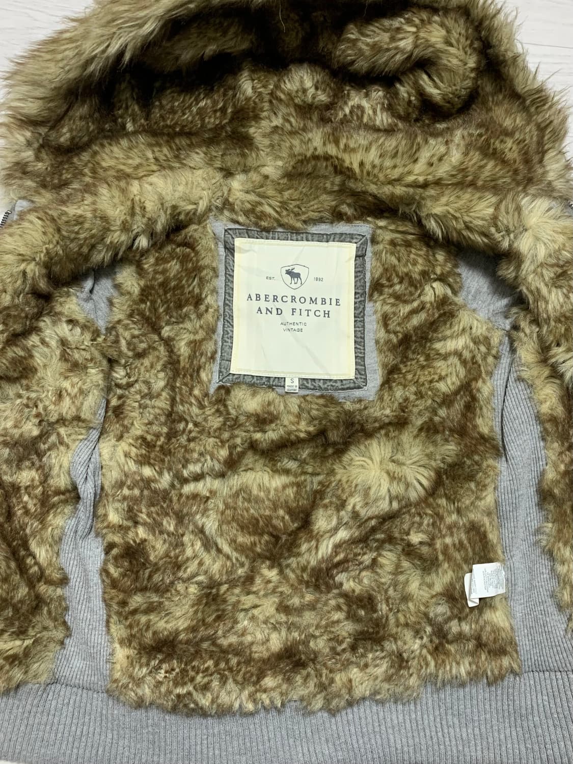 아베크롬비 울프죠 투웨이 후드집업 그레이 상품이미지3