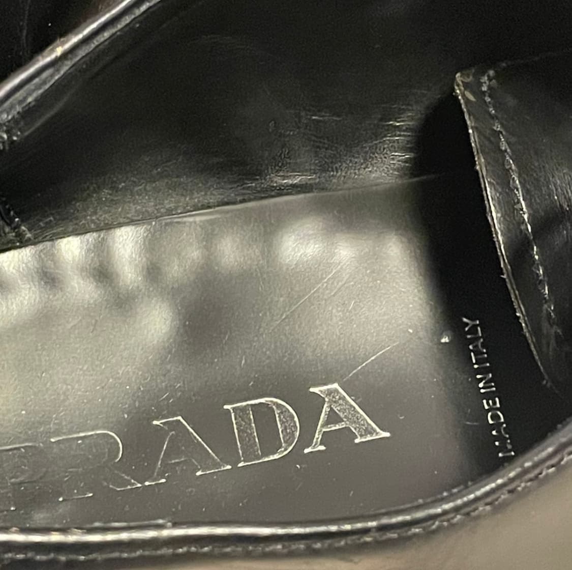 프라다 스퀘어토 더비슈즈 상품이미지3