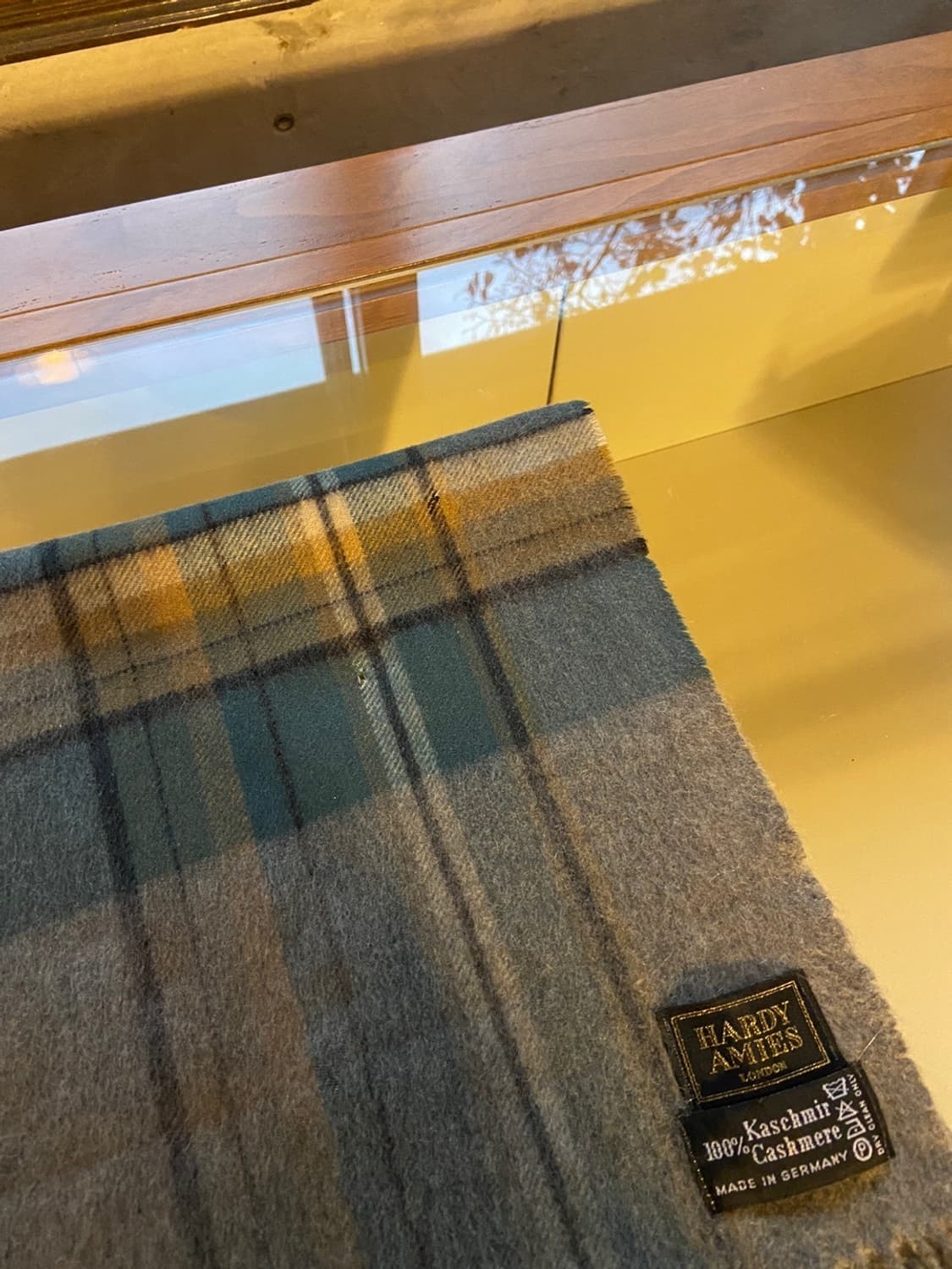 하디 아미스 캐시미어 머플러 상품이미지4