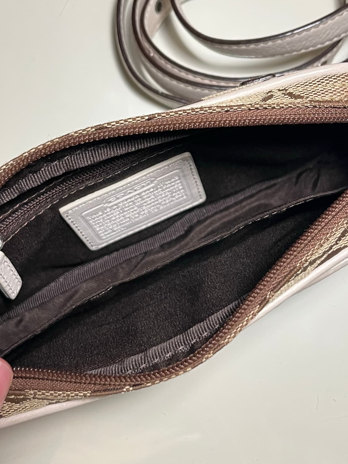 Coach 힙색 벨트색 미니 가방 상품이미지5