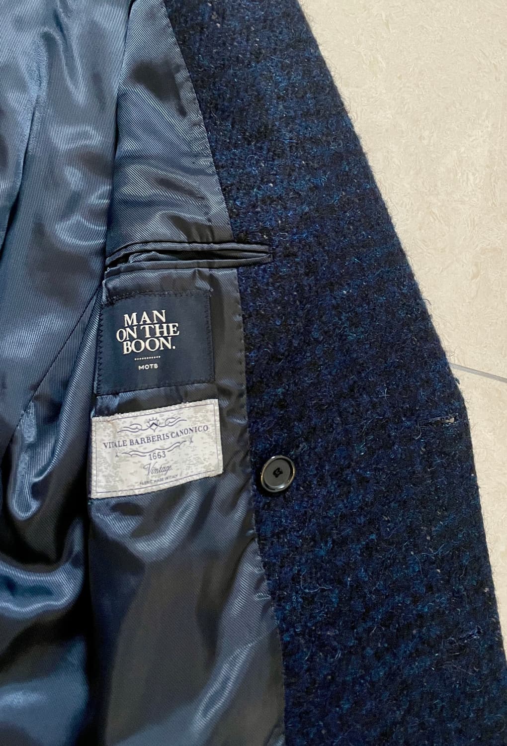 [48] 맨온더분 네이비 부클레 더블 폴로 코트 상품이미지6