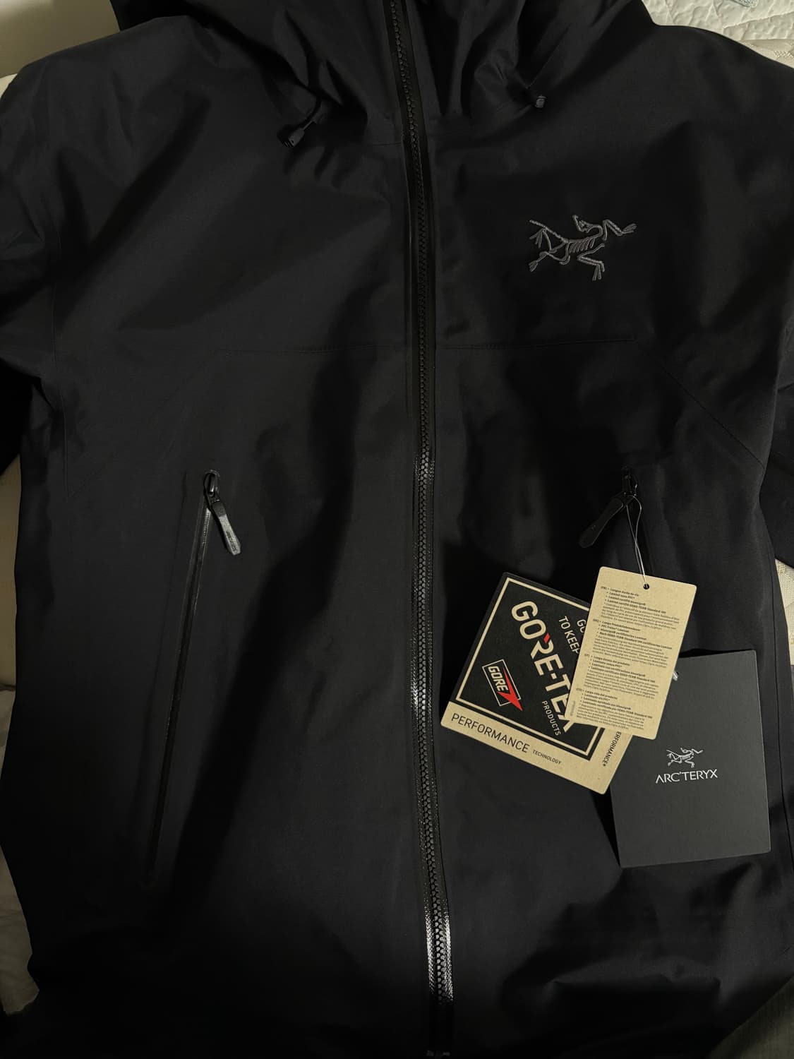 아크테릭스 ARCTERYX 상품이미지1
