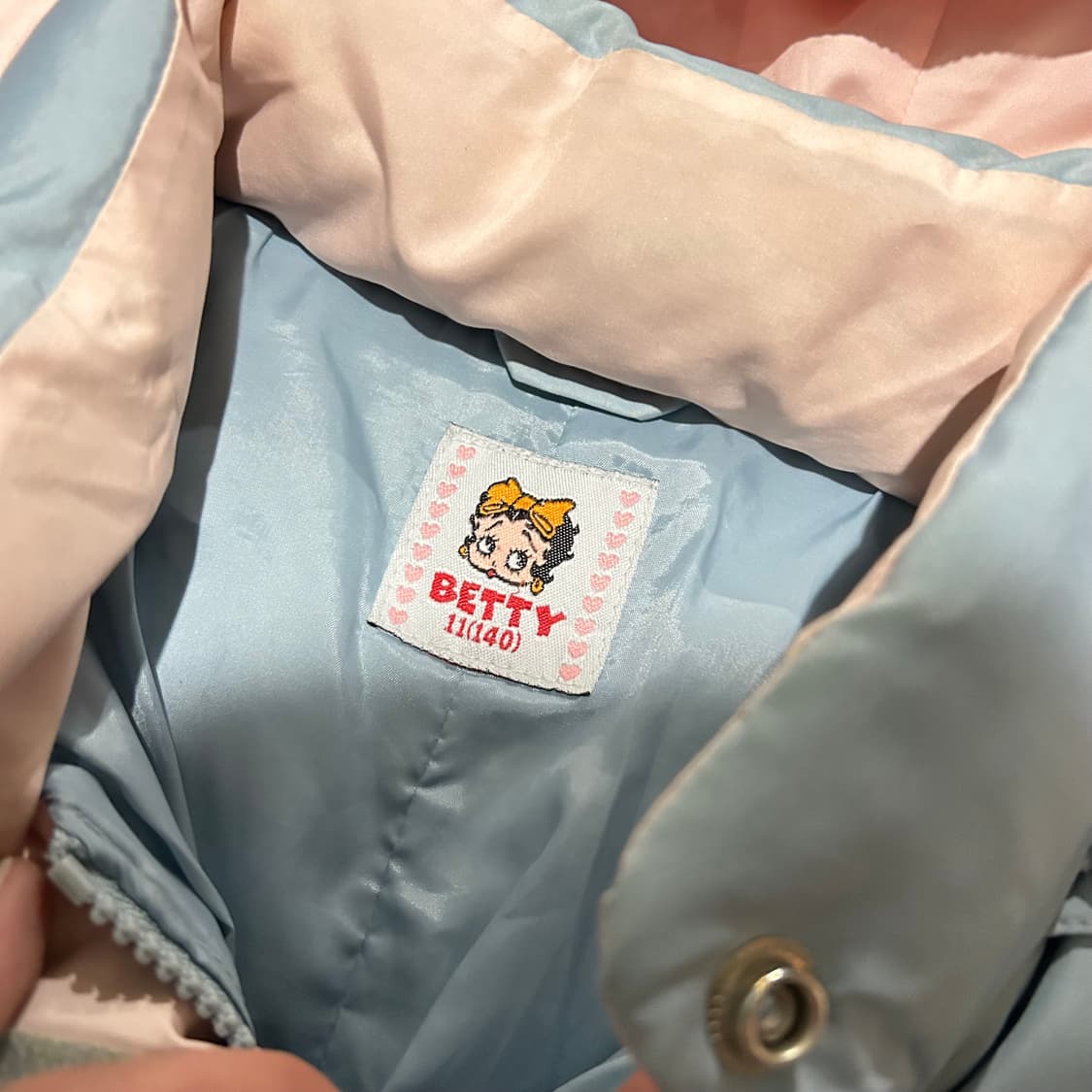 베티붑(betty boop) 스카이블루 패딩 자켓 상품이미지4
