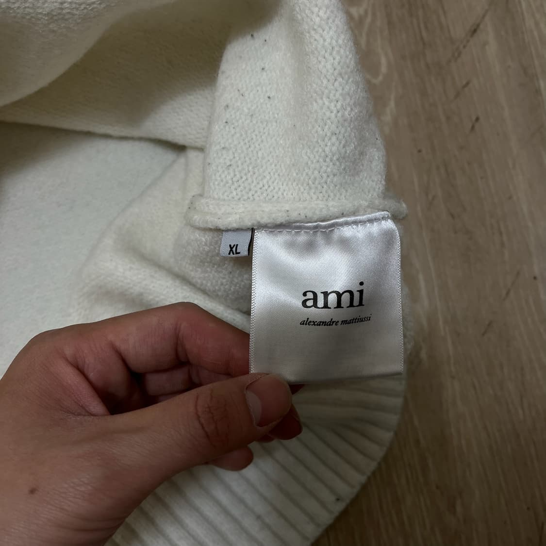 AMI 아미 빅하트 라운드 니트 XL  상품이미지6