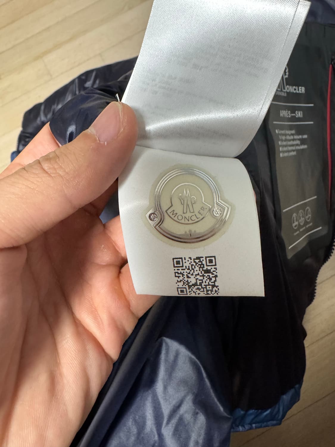 몽클레어 경량패딩  상품이미지4