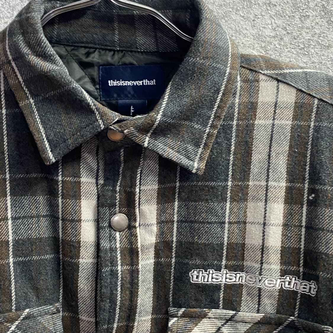 디스이즈네버댓 스펠아웃 체크 누빔 점퍼 B3495 상품이미지3