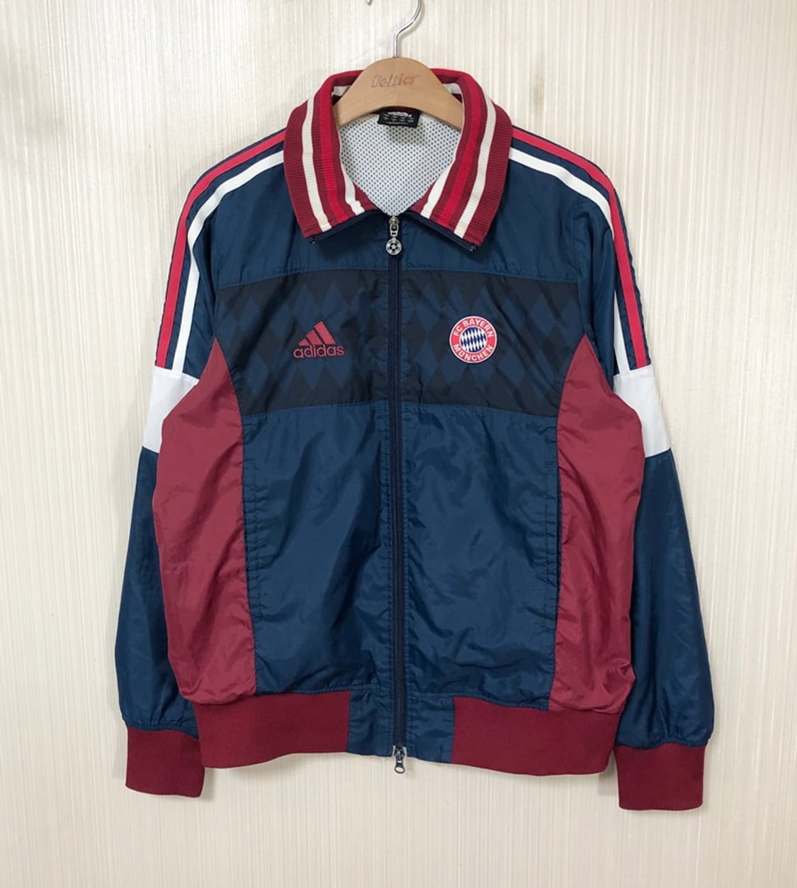 아디다스 바이에른뮌헨 올드자켓/우븐윈드자켓 M(해외) 상품이미지1