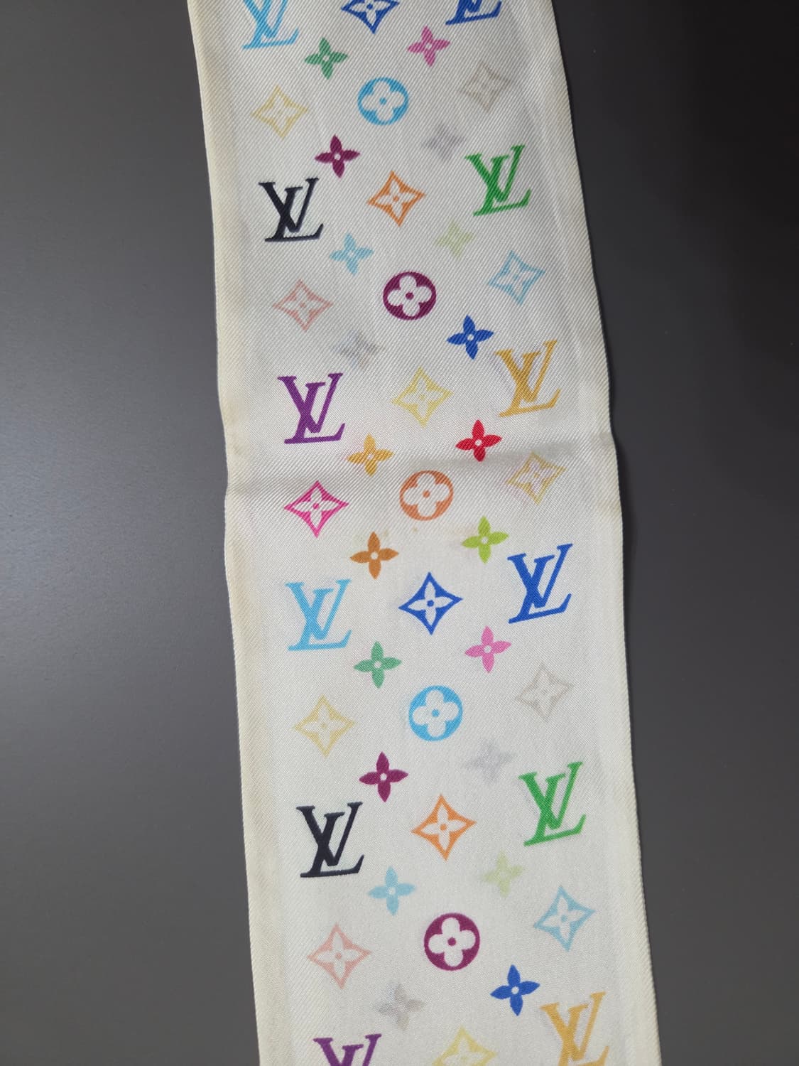 루이비통 멀티컬러 반다나 방도 스카프 상품이미지9