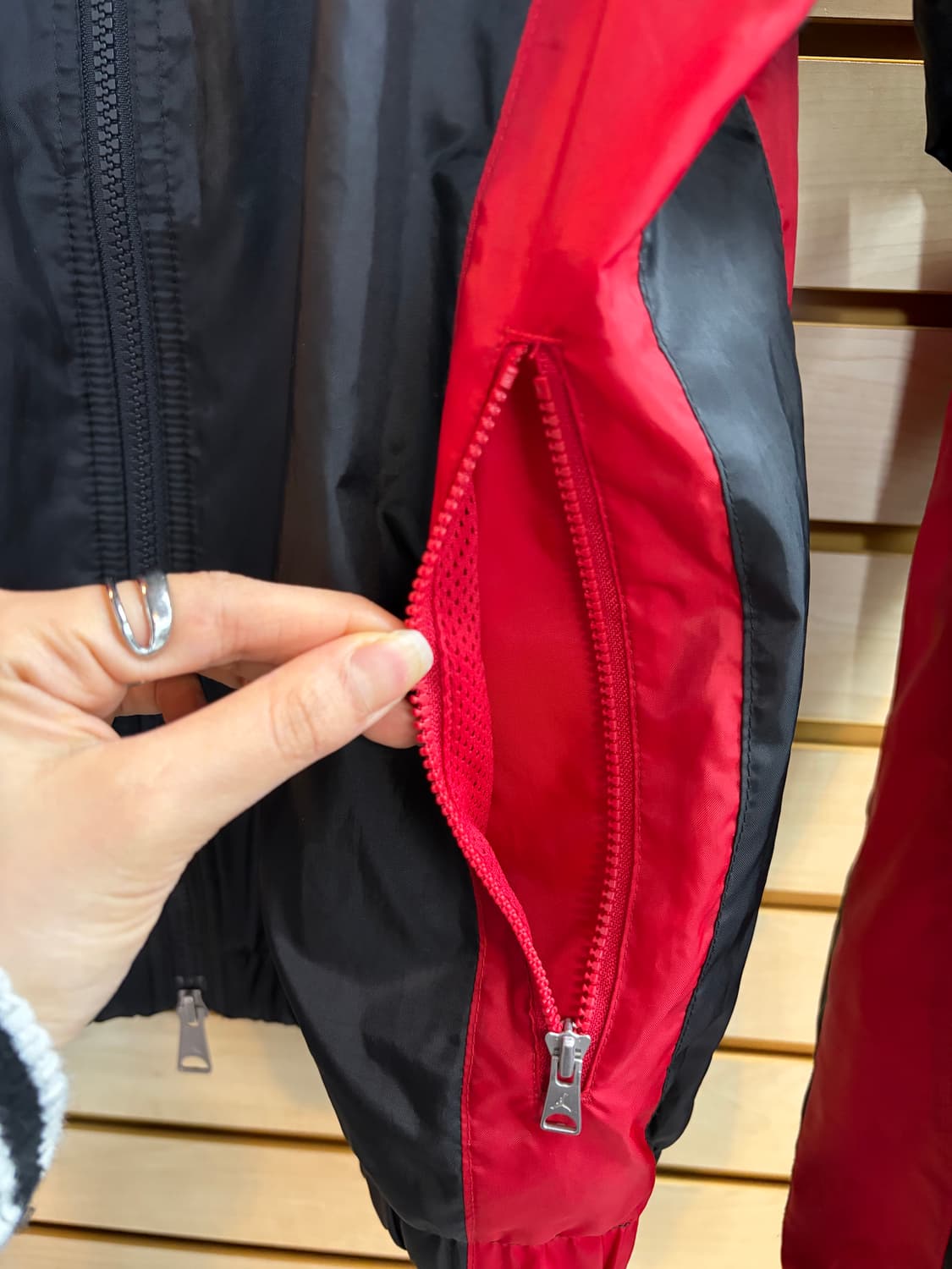 조던 에센셜 우븐 바람막이 투웨이 상품이미지5