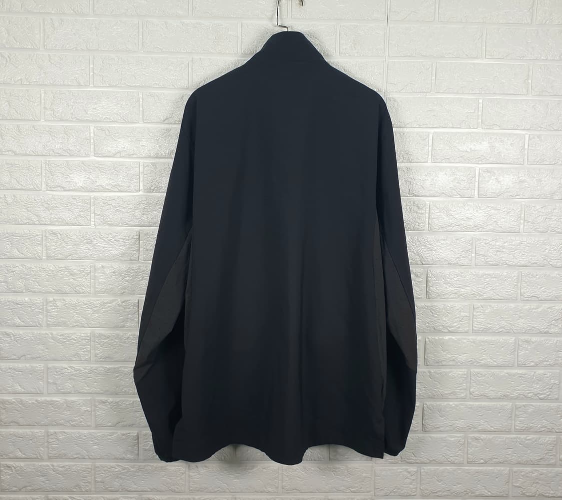 [110]아디다스 에센셜 러닝 자켓 상품이미지3