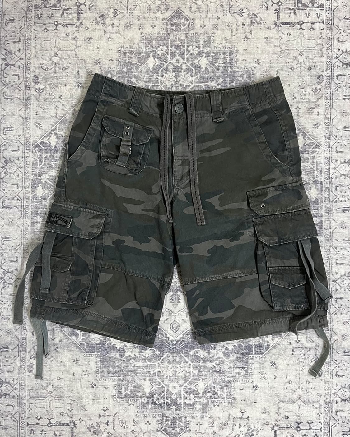 00‘s Grunge Camo Cargo Bermuda Pants 상품이미지3