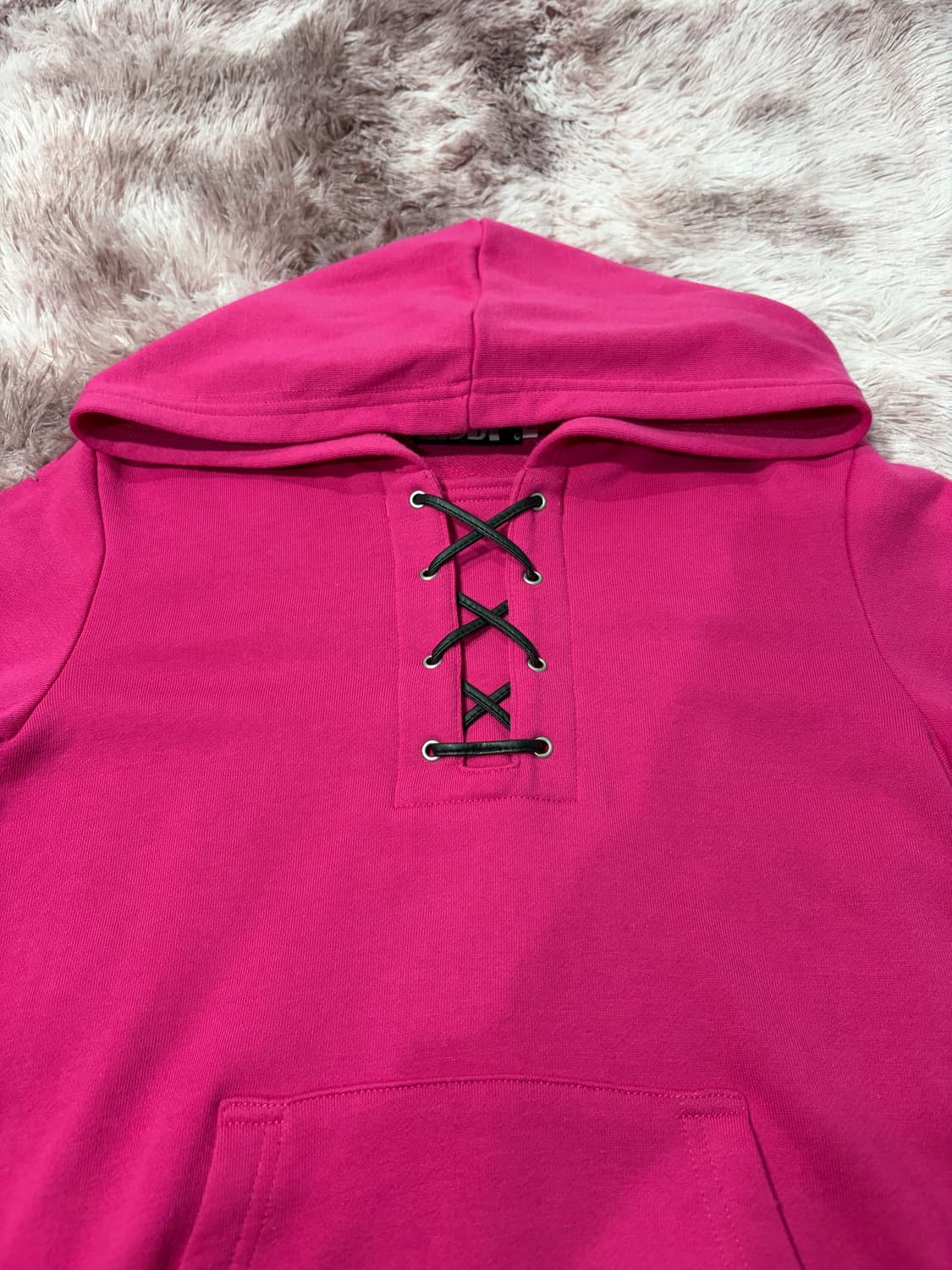 ziddy 와투케 핑크 아일렛 후드티 상품이미지3