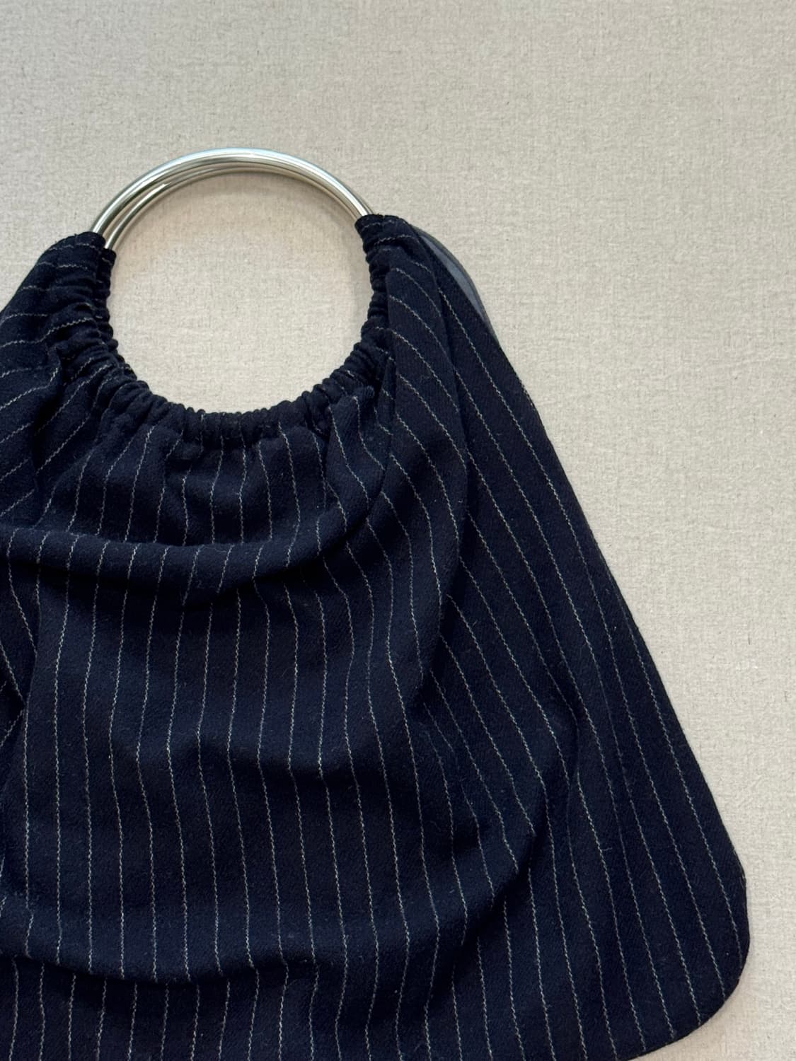 꼼데가르송 robe de chambre 스트라이프 울 링 핸들백 상품이미지3