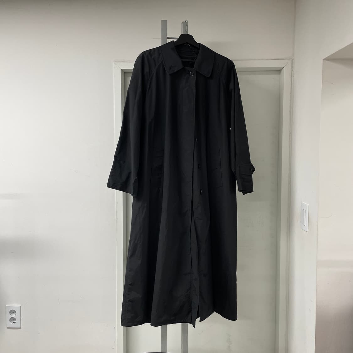 버버리 블랙 싱글 코트 10 상품이미지1