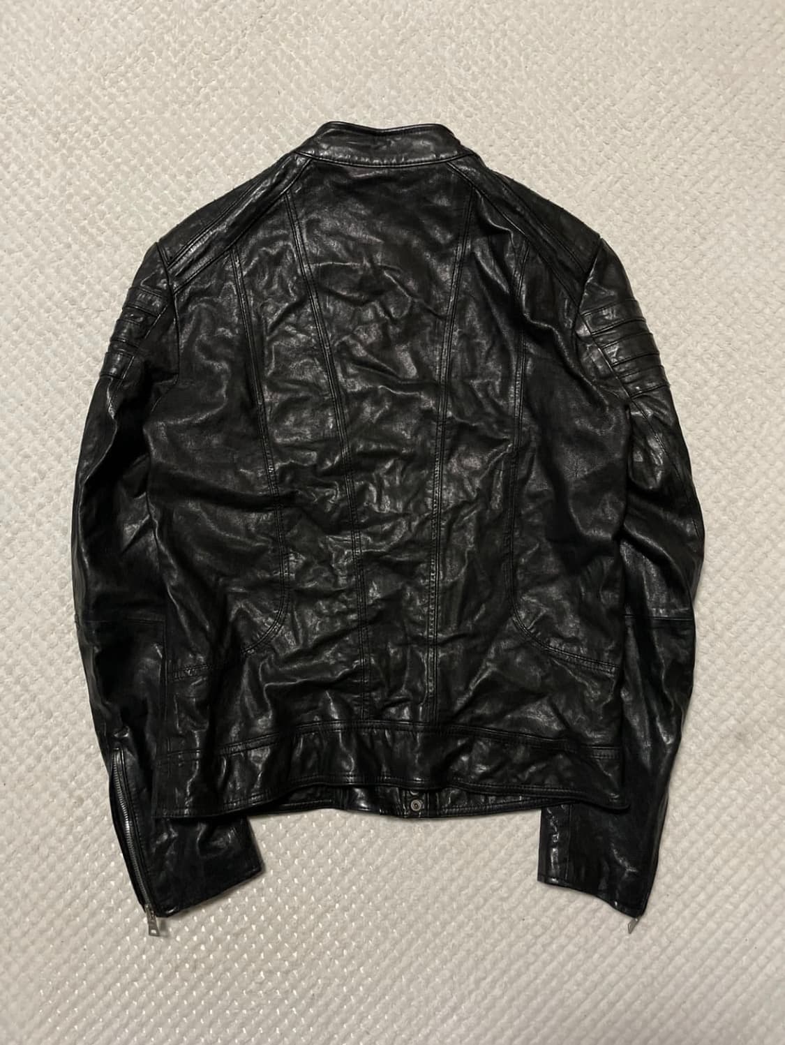 웨스턴 무드 이태리 램스킨 양가죽 바이커 절개 레더 자켓 상품이미지2