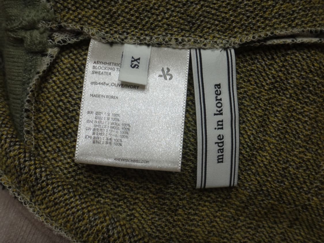 (XS) 앤더슨벨 비대칭 컬러 차단 터틀넥 스웨터 상품이미지9