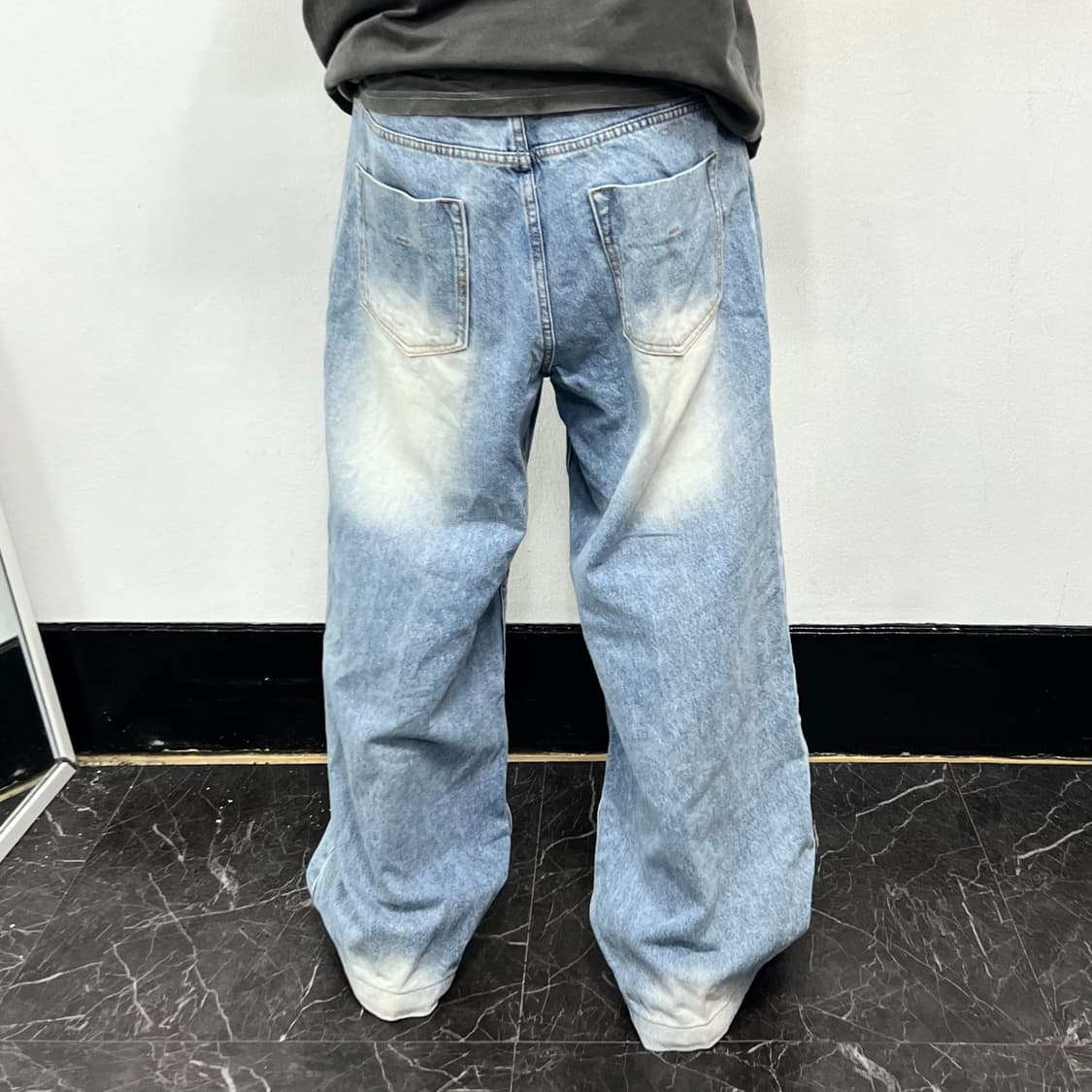 세터 워시드 데님 와이드 팬츠 연청 상품이미지3