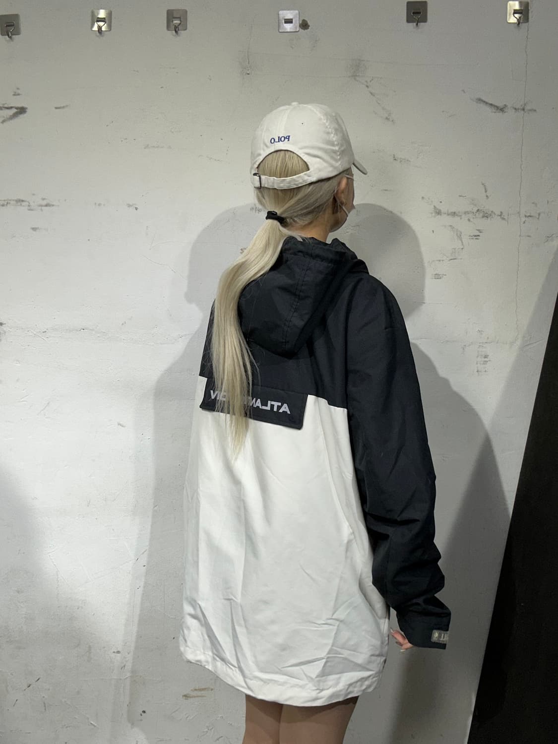 엔비에이 블랙 화이트 오버핏 트랙 아노락 자켓 L 상품이미지3